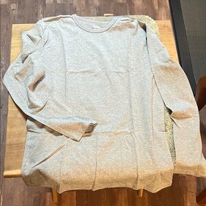 Boys size XL/14 the children’s place gray long sleeve T-shirt